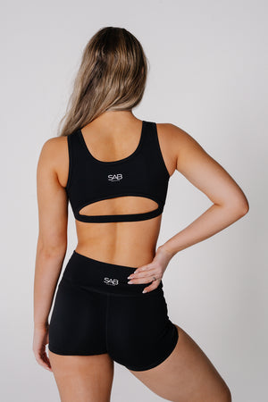 Elevate Crop Top Elevate Shorts - Black
