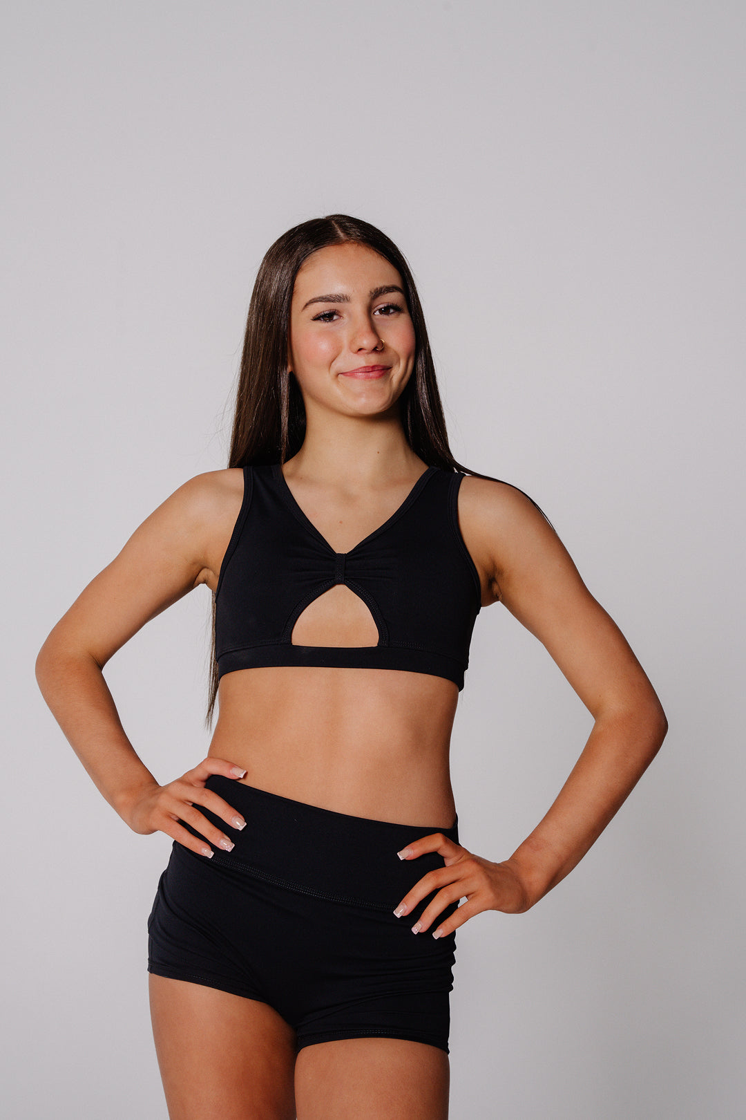 Elevate Crop Top Elevate Shorts - Black
